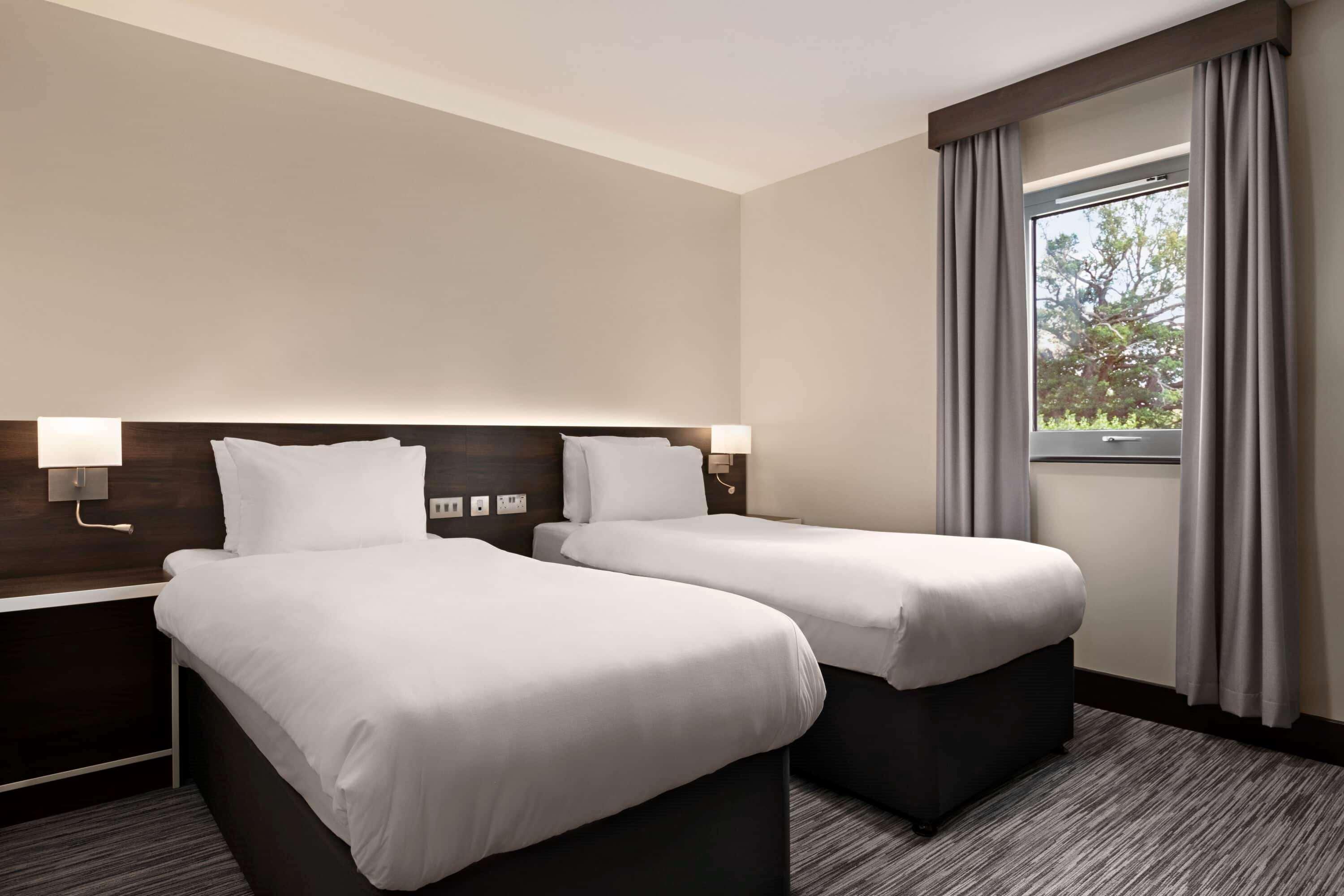 Ramada By Wyndham Cobham Hotel Cobham  Luaran gambar