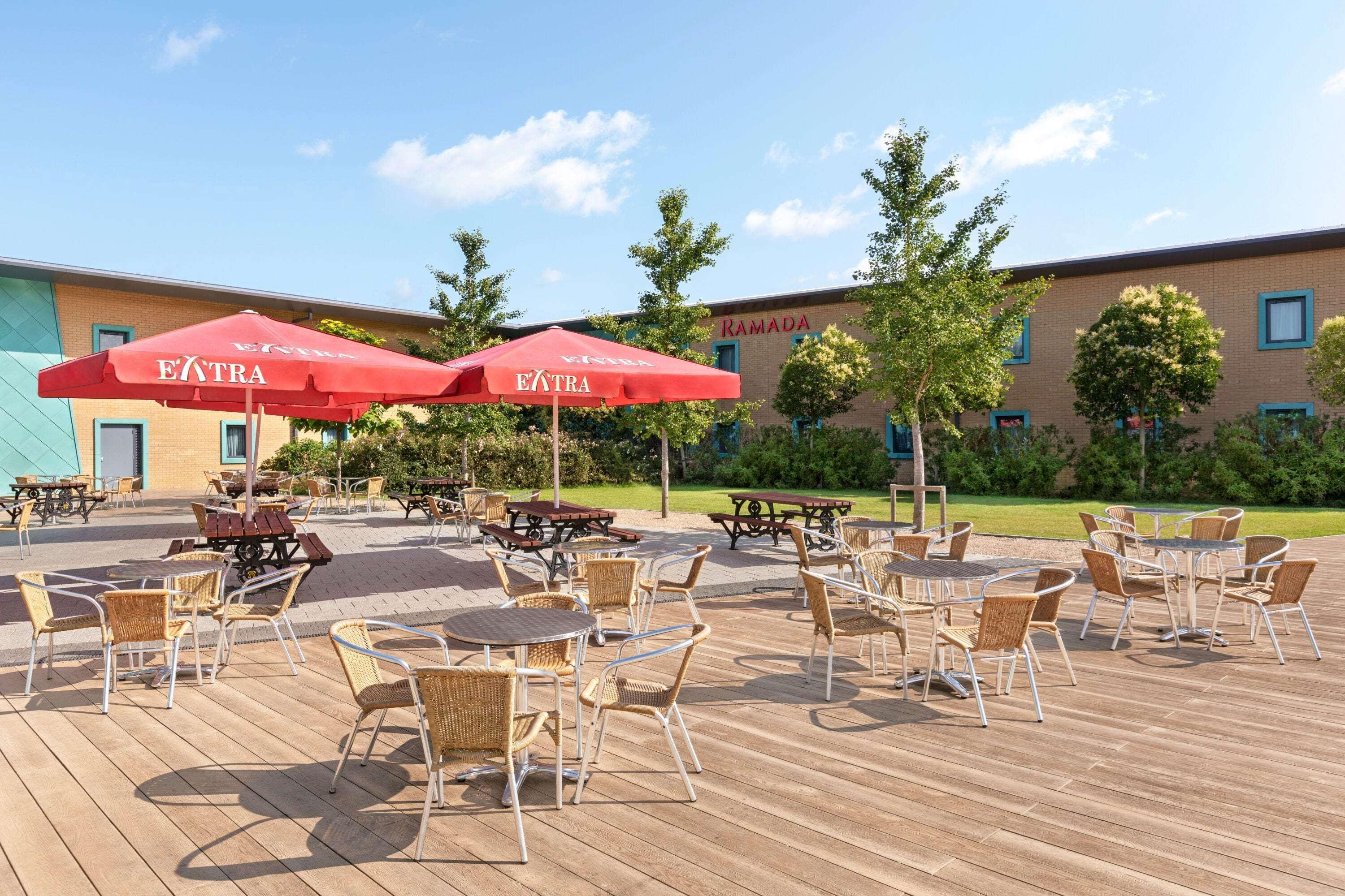 Ramada By Wyndham Cobham Hotel Cobham  Luaran gambar